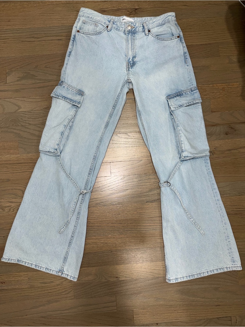 Zara light blue mid rise cargo jeans
